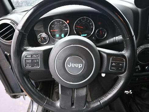 Used 2017 Jeep Wrangler Unlimited Sport w/ Connectivity Group AWD/4WD image 20