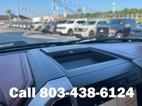 Used 2018 Ford F150 Platinum w/ Equipment Group 701A Luxury AWD/4WD image 25
