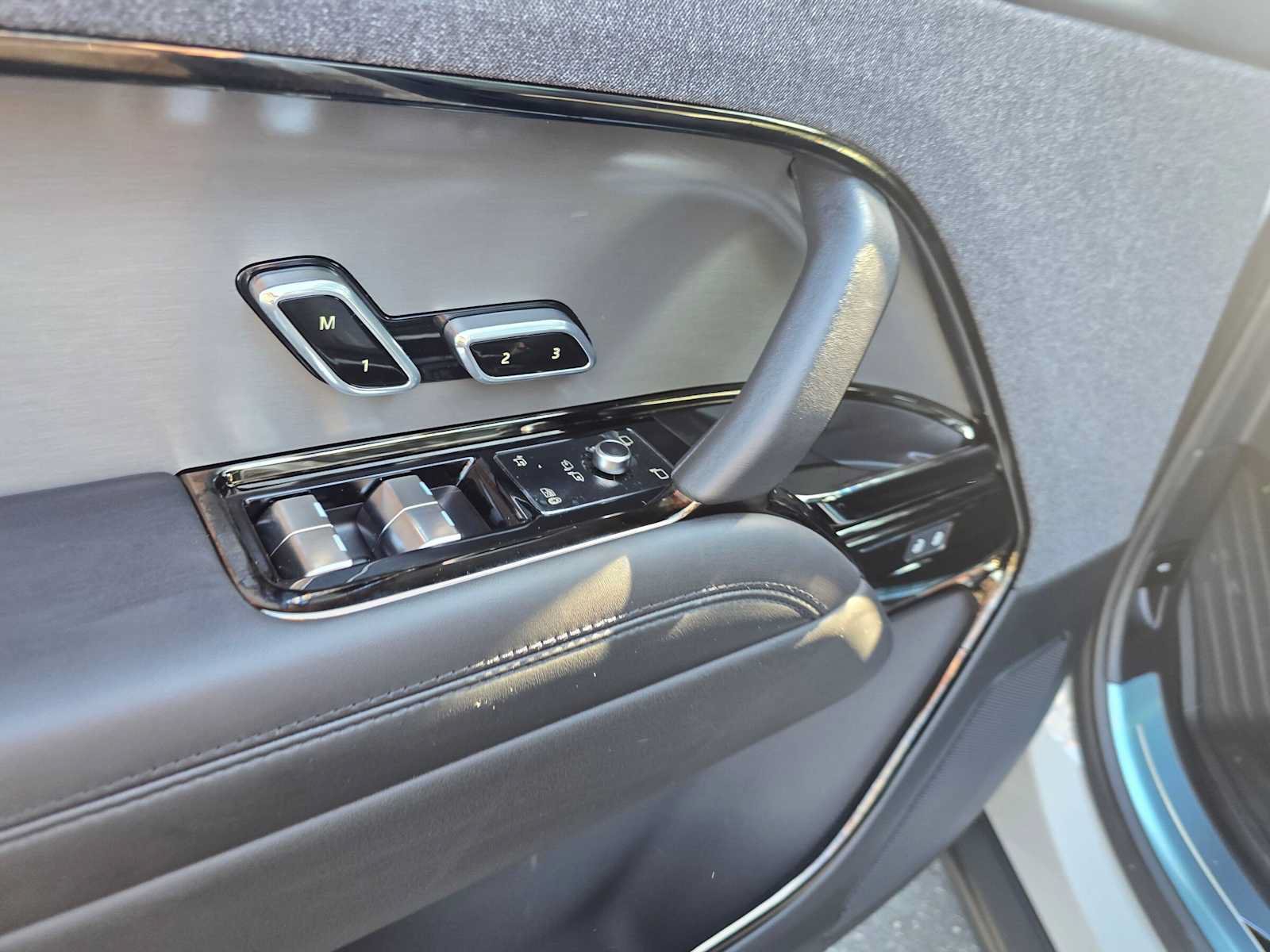 New 2027 Land Rover Range Rover Sport SE AWD/4WD image 22