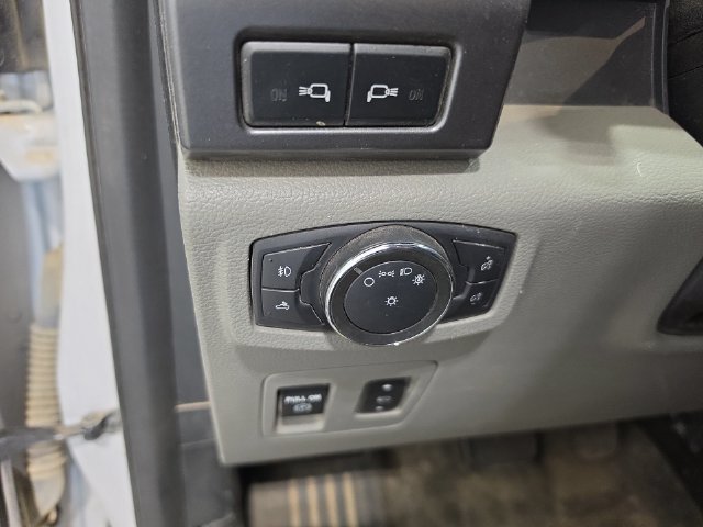 Used 2020 Ford F150 XLT w/ Equipment Group 302A Luxury AWD/4WD image 14