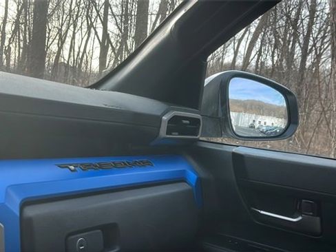 Used 2024 Toyota Tacoma TRD Off-Road image 18