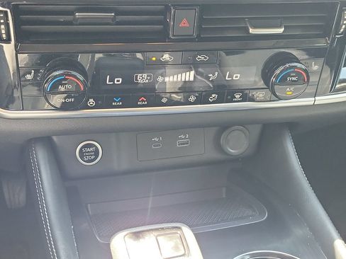 Used 2023 Nissan Rogue SL w/ SL Premium Package AWD/4WD image 33