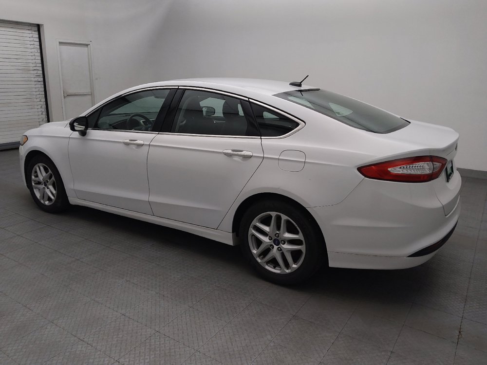 Used 2014 Ford Fusion SE w/ Equipment Group 202A FWD image 3
