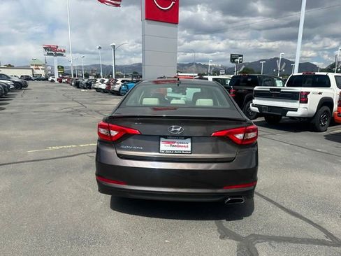 Used 2017 Hyundai Sonata SE FWD image 9