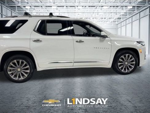 Used 2023 Chevrolet Traverse Premier w/ LPO, Cargo Package image 2