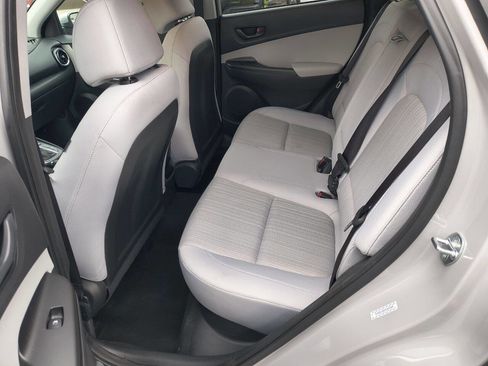 Used 2023 Hyundai Kona SEL AWD/4WD image 16