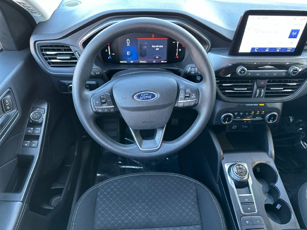 Certified 2025 Ford Escape Active AWD/4WD image 13