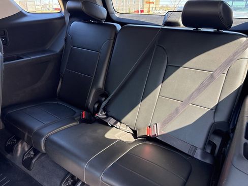 Used 2019 Chevrolet Traverse LT w/ LT Premium Package image 8