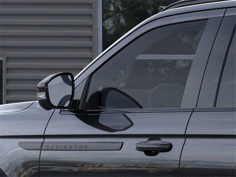 New 2025 Lincoln Navigator Reserve w/ Jet Appearance Package image 20