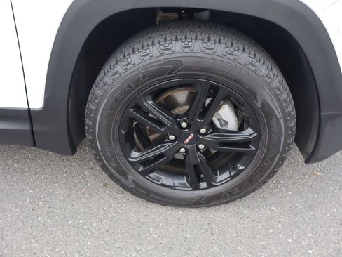 Certified 2023 GMC Terrain AT4 image 38