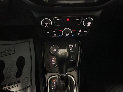 Used 2019 Jeep Compass Limited image 39