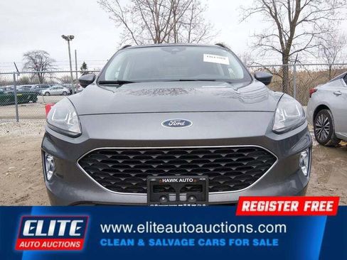 Used 2022 Ford Escape SEL w/ Technology Package AWD/4WD image 24