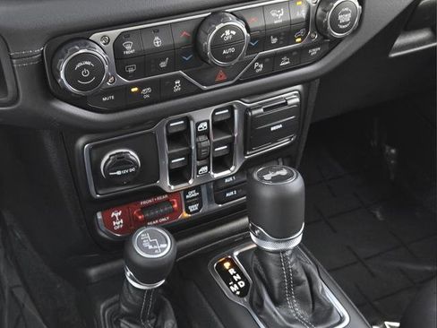 New 2026 Jeep Wrangler Unlimited Rubicon 392 w/ Quick Order Package 27X Moab AWD/4WD image 14