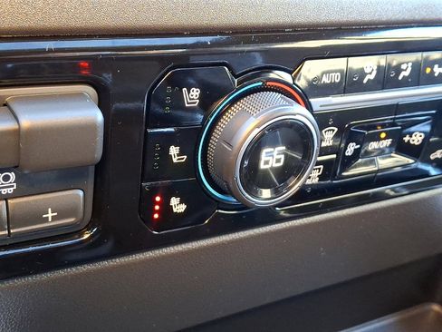 Used 2023 Chevrolet Silverado 1500 High Country w/ High Country Premium Package image 25