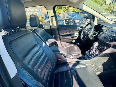 Used 2017 Ford C-MAX Energi SE w/ Equipment Group 402A image 11