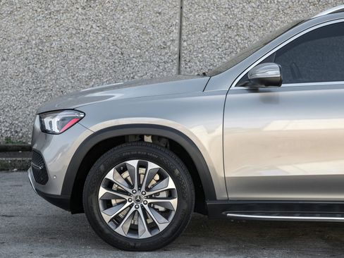 Used 2022 Mercedes-Benz GLE 350 w/ Premium Package image 13