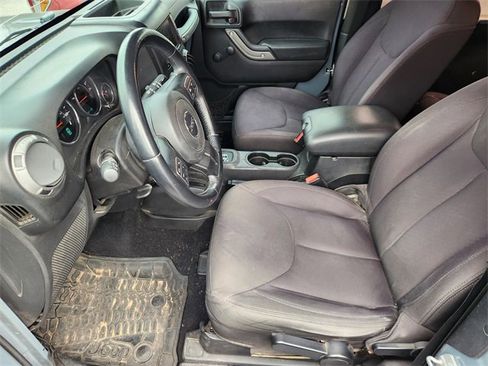 Used 2014 Jeep Wrangler Sport w/ Connectivity Group image 8
