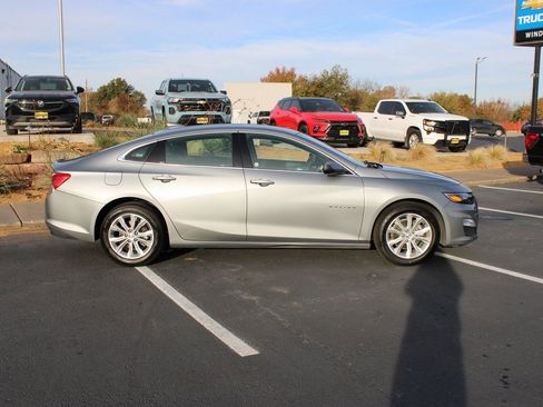 Used 2023 Chevrolet Malibu LT FWD image 10