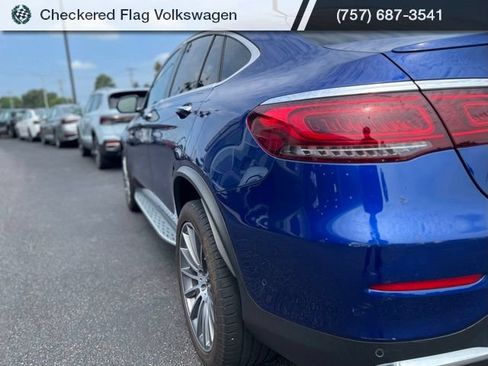 Used 2021 Mercedes-Benz GLC 300 4MATIC Coupe image 8