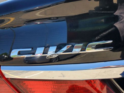 Used 2013 Honda Civic EX image 9