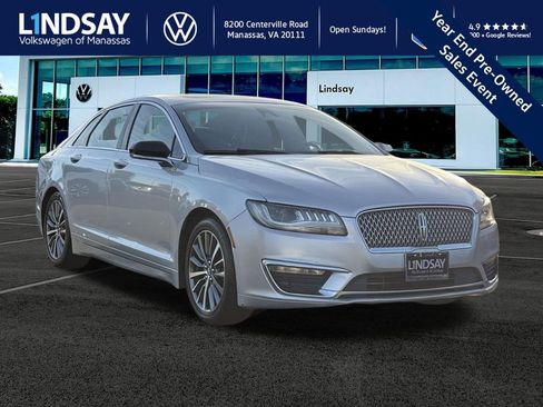 Used 2019 Lincoln MKZ Premiere image 1