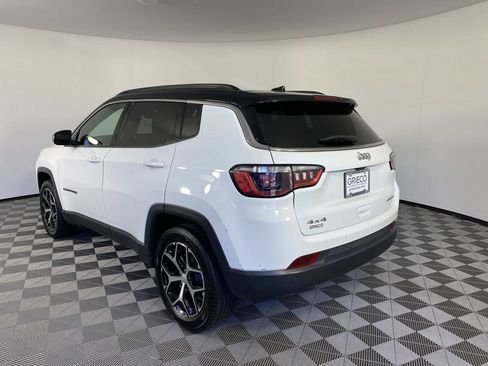Used 2024 Jeep Compass Limited AWD/4WD image 6