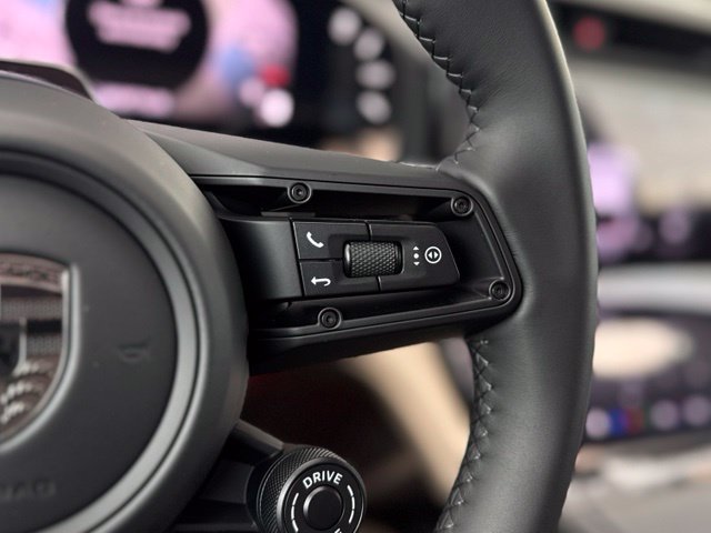 New 2026 Porsche Cayenne Turbo AWD/4WD image 27