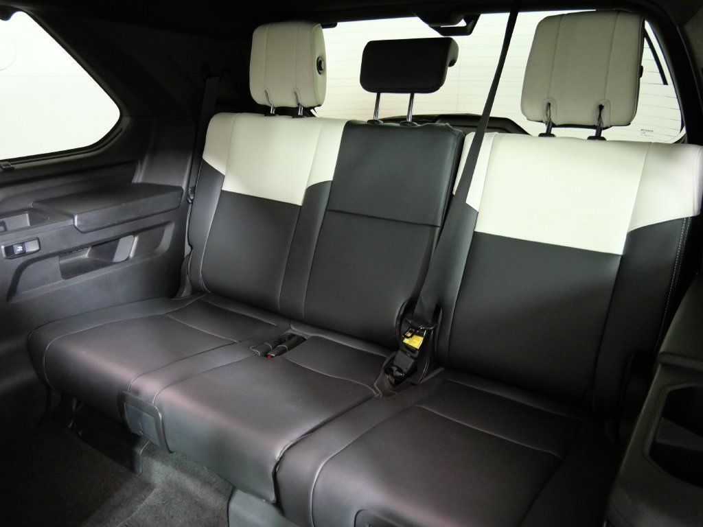 Used 2023 Toyota Sequoia Capstone AWD/4WD image 20