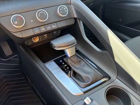 New 2026 Hyundai Elantra SE image 20