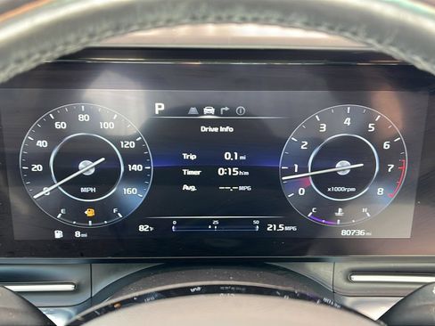 Used 2023 Kia Carnival SX Prestige FWD image 18
