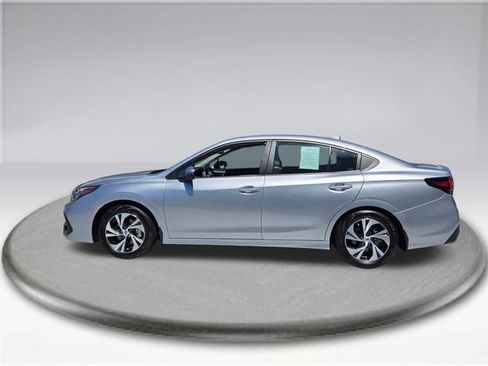Used 2025 Subaru Legacy Premium AWD/4WD image 16