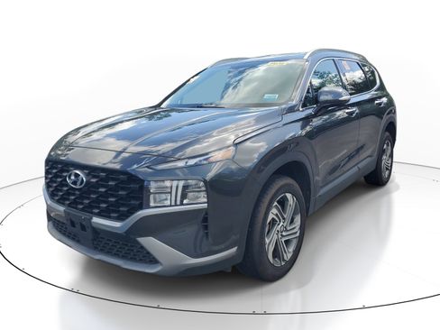 Used 2023 Hyundai Santa Fe SEL image 2