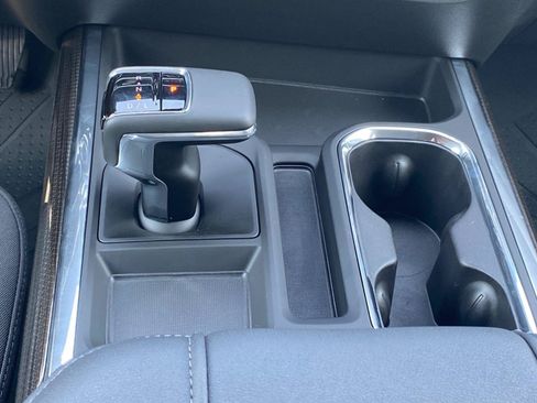 New 2026 Chevrolet Silverado 1500 RST w/ Redline Edition AWD/4WD image 12