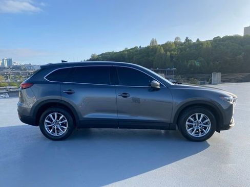 Used 2019 MAZDA CX-9 Touring w/ Touring Premium Package AWD/4WD image 2