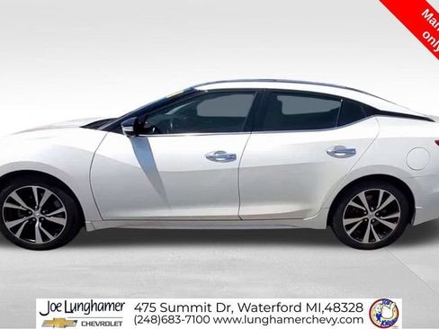 Used 2017 Nissan Maxima Platinum FWD image 6