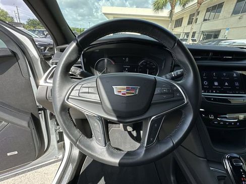 Certified 2023 Cadillac XT5 Luxury w/ LPO, Floor Liner Package FWD image 22