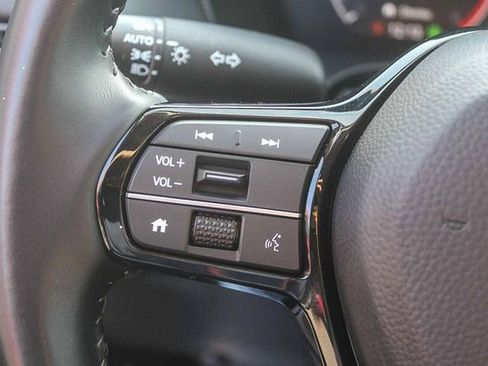 Used 2025 Honda HR-V EX-L image 31