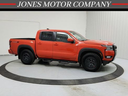 Used 2025 Nissan Frontier Pro-X image 1