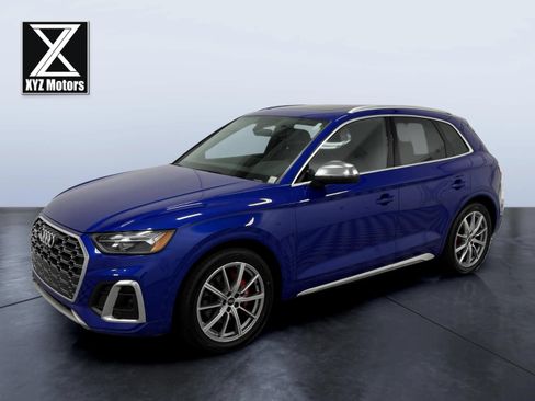 Used 2023 Audi SQ5 Premium Plus w/ Premium Plus Package AWD/4WD image 1