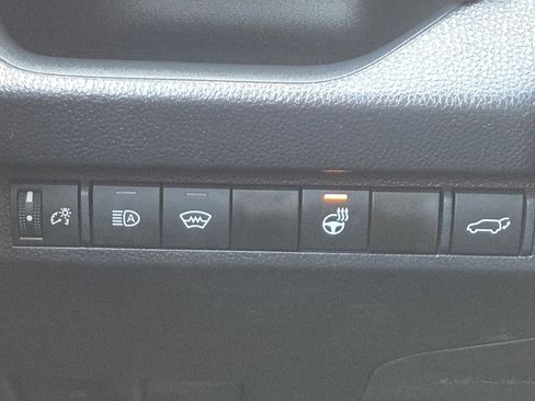 Used 2025 Toyota RAV4 XLE w/ Convenience Package AWD/4WD image 10