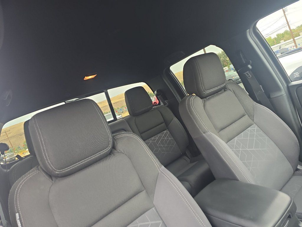 Used 2026 Nissan Frontier SV AWD/4WD image 10