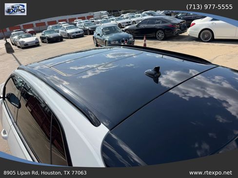 Used 2019 Audi Q8 Premium w/ Convenience Package AWD/4WD image 18