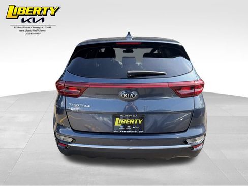 Used 2022 Kia Sportage LX AWD/4WD image 6