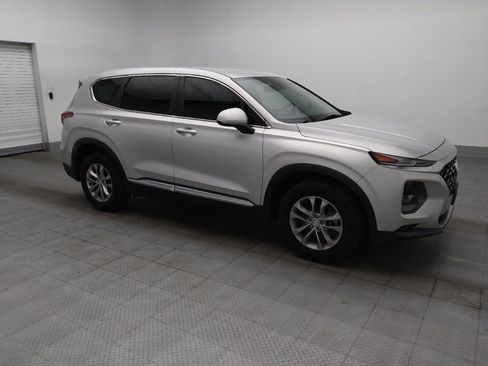 Used 2019 Hyundai Santa Fe SE FWD image 11