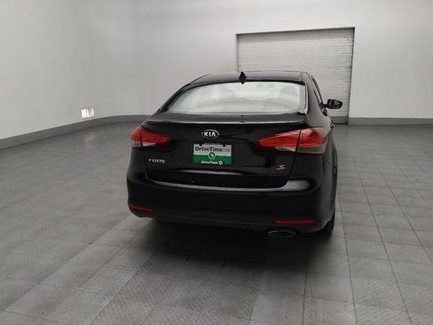 Used 2018 Kia Forte S image 7