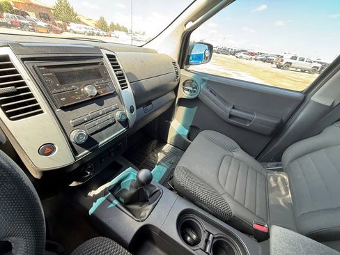 Used 2011 Nissan Xterra PRO-4X AWD/4WD image 16