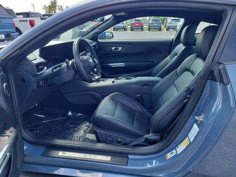Certified 2025 Ford Mustang GT Premium RWD image 17