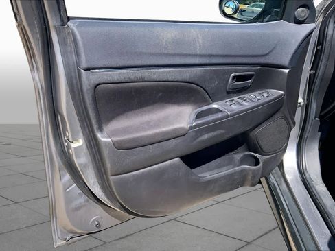 Used 2015 Mitsubishi Outlander Sport ES FWD image 21