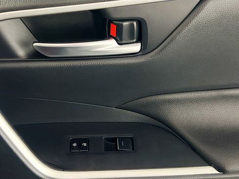 Used 2024 Toyota RAV4 XLE image 32