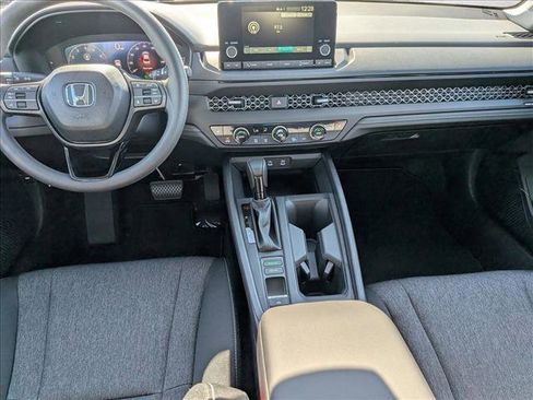 New 2025 Honda Accord SE image 13